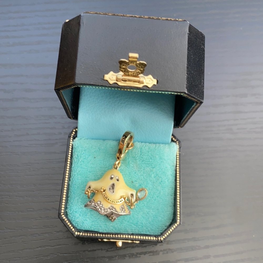 No Scary Fashion ghost Juicy charm from Juicy C…